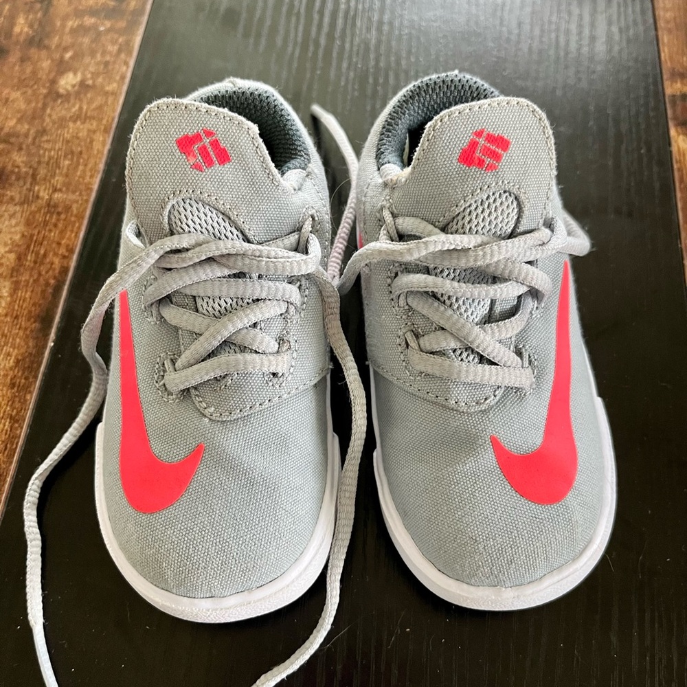 Nike KD Vulc Kevin Durant Gray Neon Infant Sneaker Size 5C